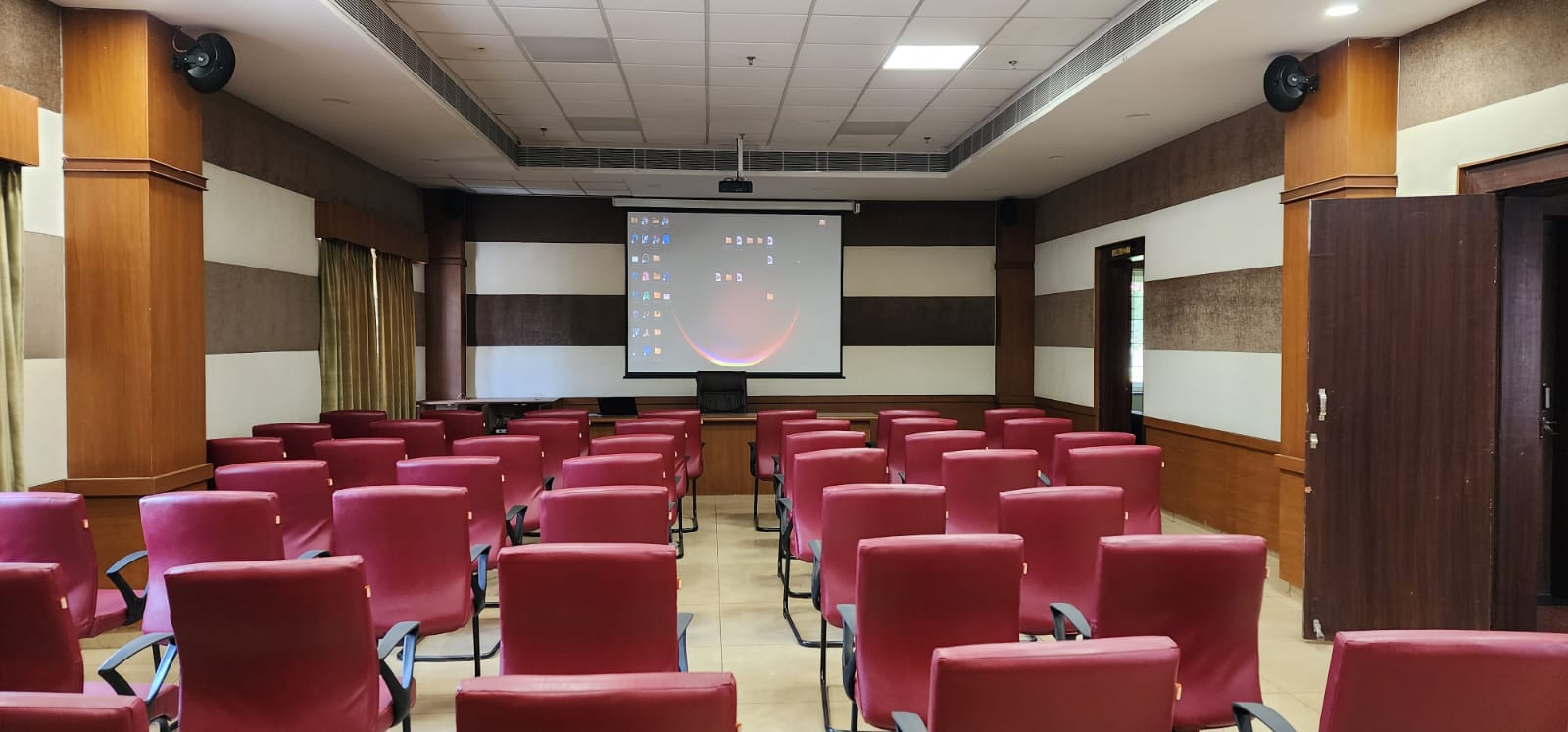 Projection Screens